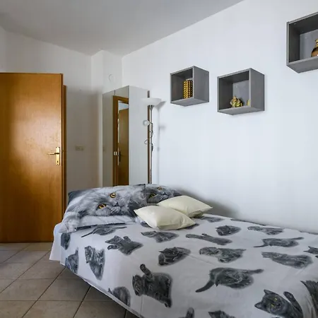 Sea Apartment *